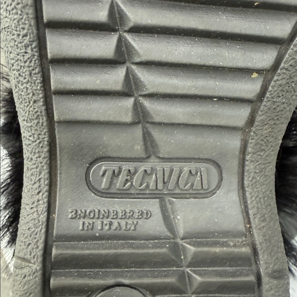 Tecnica Black Fur Apres Ski Snow Boots - Picture 5 of 5